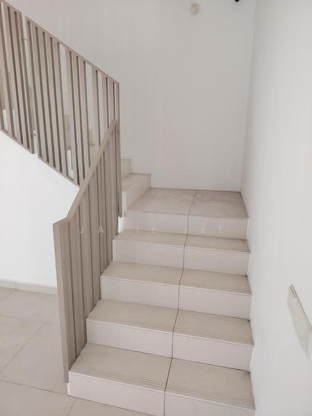 Rumah Berkembar untuk Dijual di Setia Ecohill (Semenyih) - Janie Lee - Stairwell - PropertyGuru.com.my