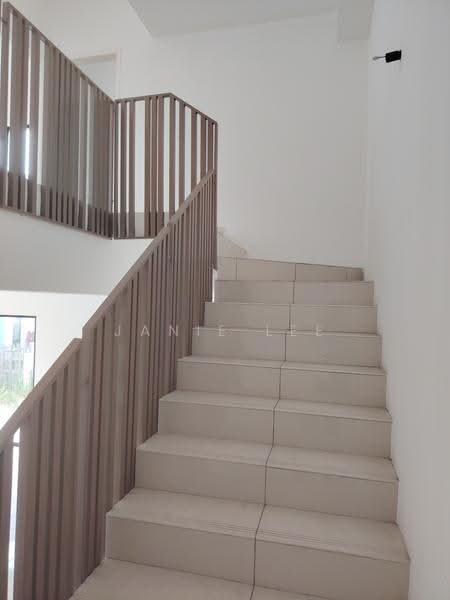 Rumah Berkembar untuk Dijual di Setia Ecohill (Semenyih) - Janie Lee - Stairwell - PropertyGuru.com.my