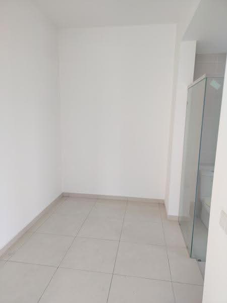 Rumah Berkembar untuk Dijual di Setia Ecohill (Semenyih) - Janie Lee - Master Bathroom - PropertyGuru.com.my