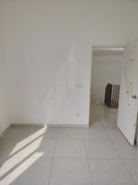 Rumah Berkembar untuk Dijual di Setia Ecohill (Semenyih) - Janie Lee - Bedroom - PropertyGuru.com.my
