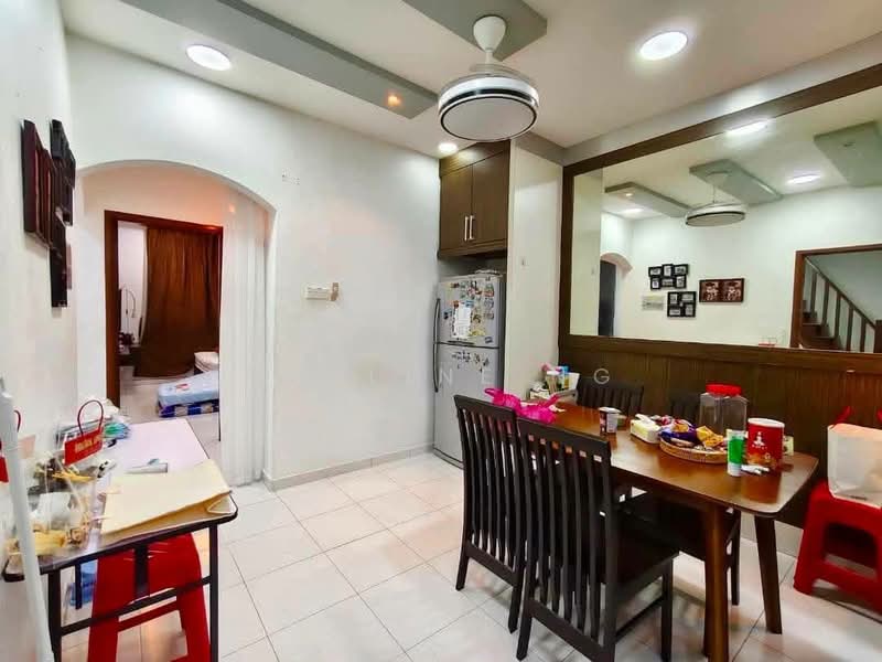 Rumah Teres 1-Tingkat untuk Dijual di bukit indah (Johor Bahru) - Pauline Ng - Dining Room - PropertyGuru.com.my