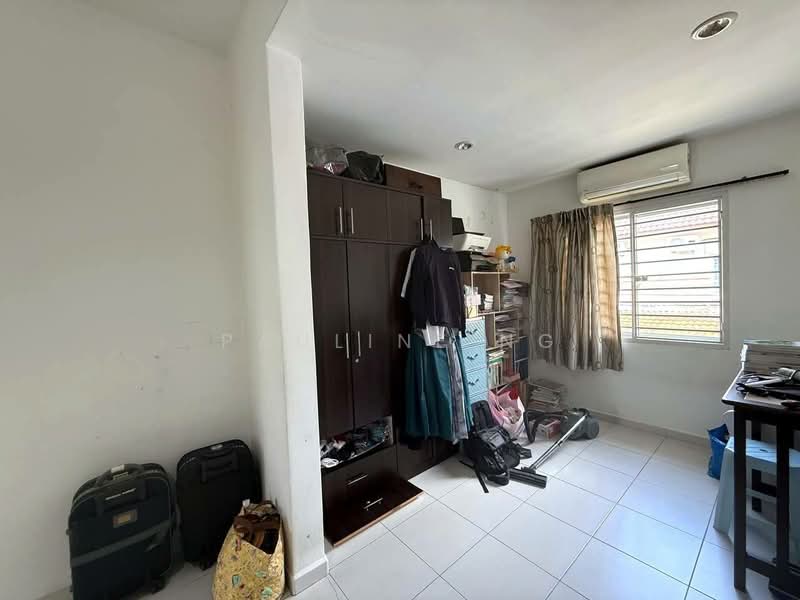 Rumah Teres 2 Tingkat untuk Dijual di Taman Setia Indah (Tebrau) - Pauline Ng - Bedroom - PropertyGuru.com.my