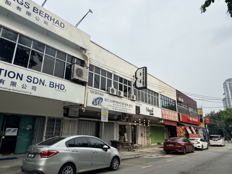 Shop / Office untuk Disewa di Taman Overseas Union (Taman Oug) (Jalan Klang Lama (Old Klang Road)) - Damon Heng - Exterior - PropertyGuru.com.my