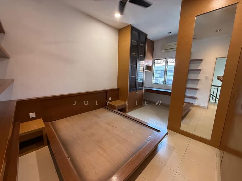 Rumah Teres 2.5-Tingkat untuk Dijual di Taman Bukit Prima (Cheras) - Joly Liew - PropertyGuru.com.my