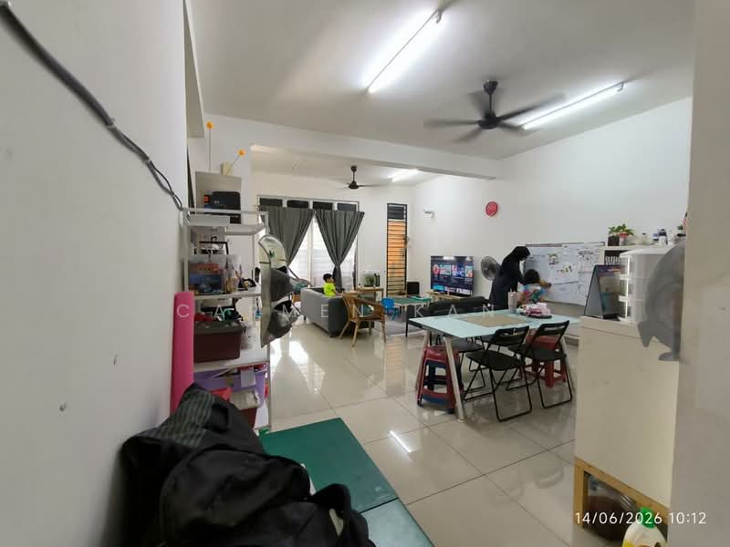 2-storey Terraced House for Sale in Kangkar Pulai (Skudai) - Carmen Kang - Living Room - PropertyGuru.com.my