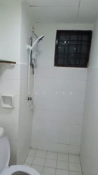 Kondominium untuk Dijual di Vista Millennium Condominium - Ivan Tan - Bathroom - PropertyGuru.com.my