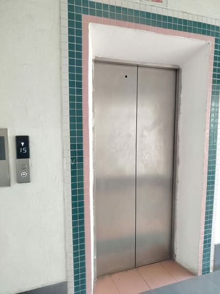 Kondominium untuk Dijual di Vista Millennium Condominium - Ivan Tan - Corridor - PropertyGuru.com.my