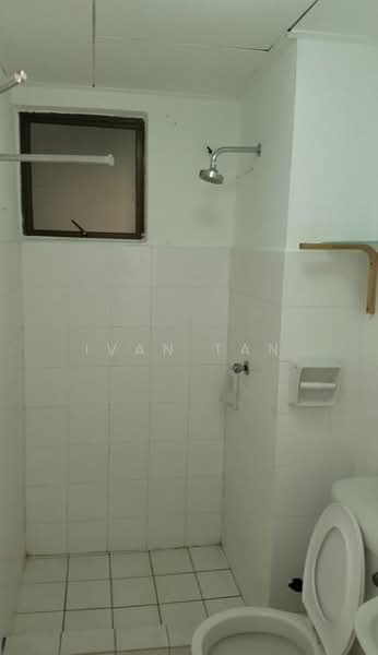 Kondominium untuk Dijual di Vista Millennium Condominium - Ivan Tan - Bathroom - PropertyGuru.com.my