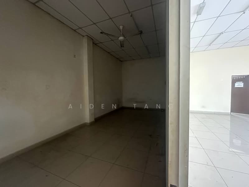 Semi-D Factory for Rent in Kempas (Johor Bahru) - Aiden Tang - Interior - PropertyGuru.com.my