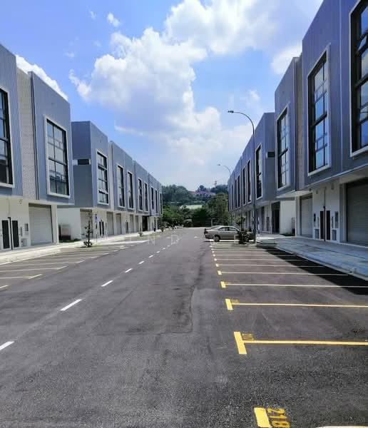 Factory for Rent in Pengkalan Tudm Subang (Shah Alam) - Bond Lee - Exterior - PropertyGuru.com.my