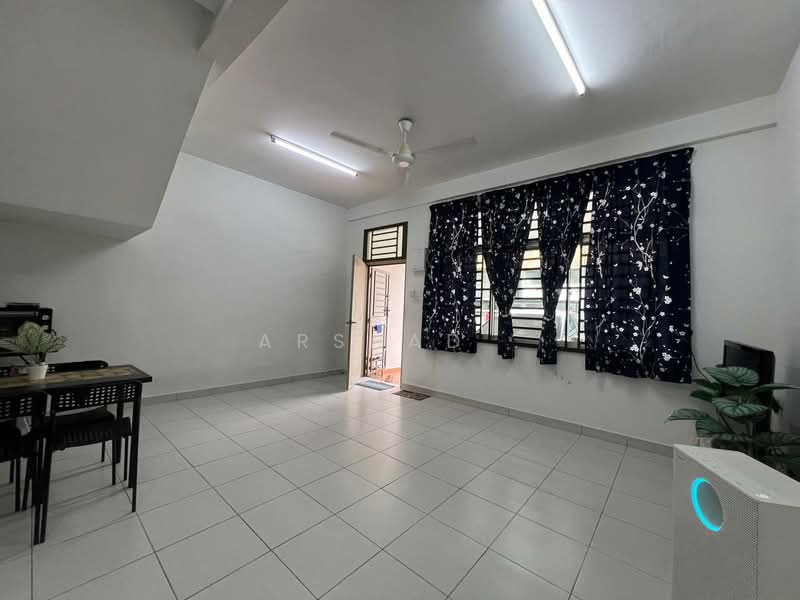 2-storey Terraced House for Sale in Pontian (Johor) - Arshad . - Living Room - PropertyGuru.com.my