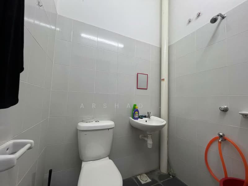 2-storey Terraced House for Sale in Pontian (Johor) - Arshad . - Bathroom - PropertyGuru.com.my