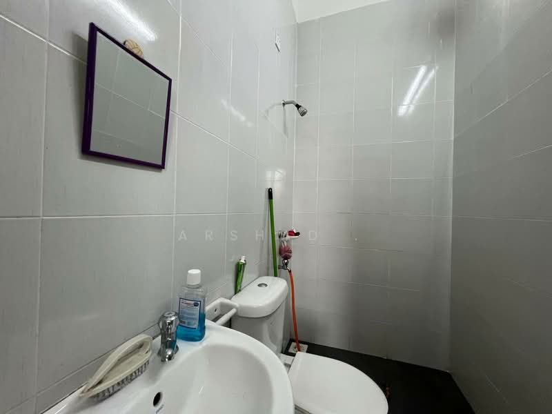 2-storey Terraced House for Sale in Pontian (Johor) - Arshad . - Bathroom - PropertyGuru.com.my