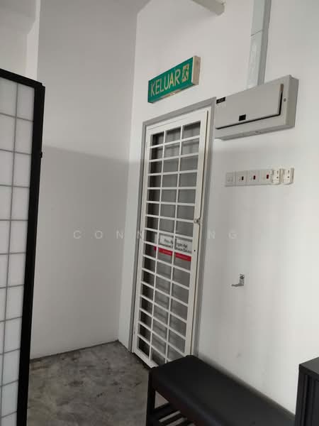 Office for Sale in Bandar Sri Damansara (Selangor) - Connie Ng - Entrance - PropertyGuru.com.my