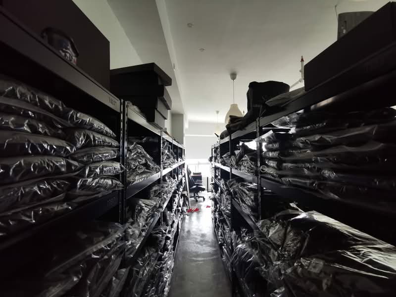 Office for Sale in Bandar Sri Damansara (Selangor) - Connie Ng - Interior - PropertyGuru.com.my