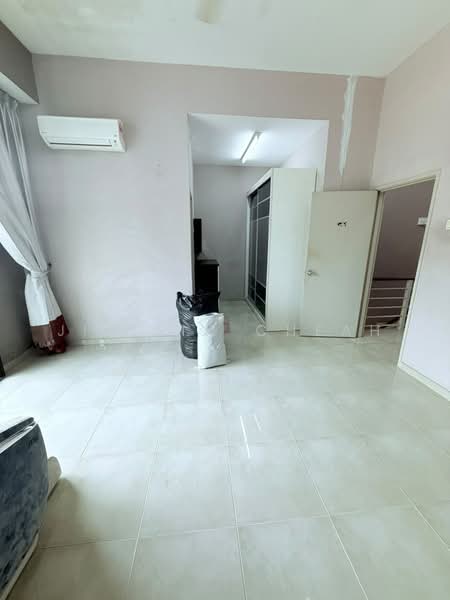 2-storey Terraced House for Sale in Taman Nusa Sentral (Iskandar Puteri (Nusajaya)) - Jit Sin Cheah - Interior - PropertyGuru.com.my