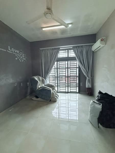 2-storey Terraced House for Sale in Taman Nusa Sentral (Iskandar Puteri (Nusajaya)) - Jit Sin Cheah - Living Room - PropertyGuru.com.my