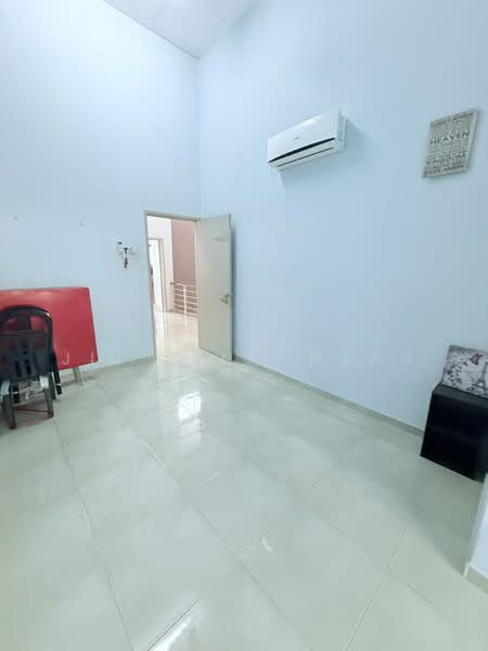 2-storey Terraced House for Sale in Taman Nusa Sentral (Iskandar Puteri (Nusajaya)) - Jit Sin Cheah - Interior - PropertyGuru.com.my