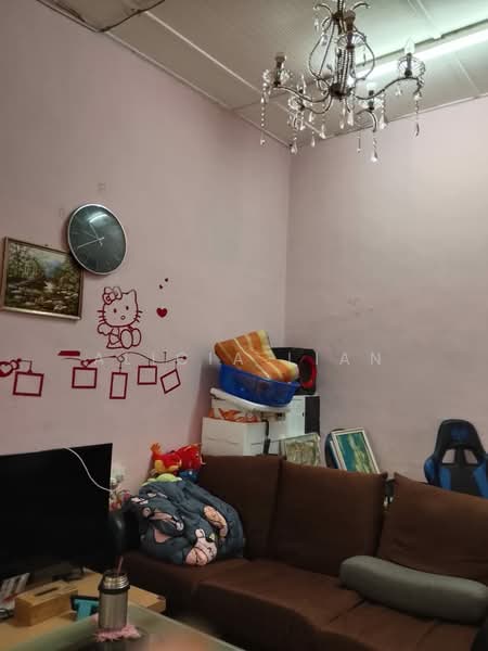 Rumah Teres 1-Tingkat untuk Dijual di Taman Sentosa (Johor Bahru) - Alicia Lian - Living Room - PropertyGuru.com.my