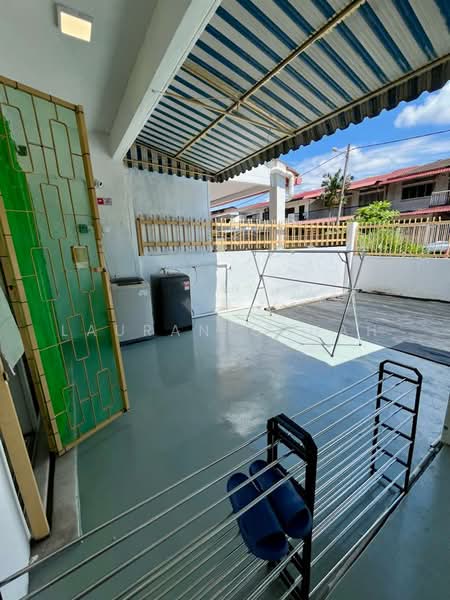 2-storey Terraced House for Rent in Seksyen 17 (Petaling Jaya) - Lauran Chuah - Exterior - PropertyGuru.com.my