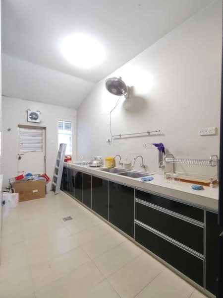 1.5-storey Terraced House for Rent in Shah Alam (Selangor) - Annie Kho - Kitchen - PropertyGuru.com.my