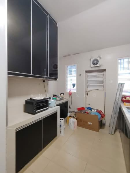 1.5-storey Terraced House for Rent in Shah Alam (Selangor) - Annie Kho - Kitchen - PropertyGuru.com.my
