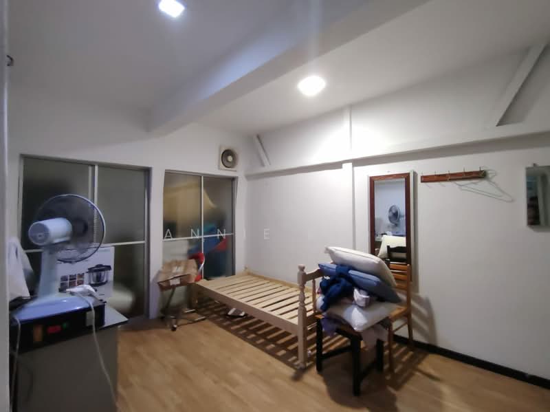 1.5-storey Terraced House for Rent in Shah Alam (Selangor) - Annie Kho - Bedroom - PropertyGuru.com.my