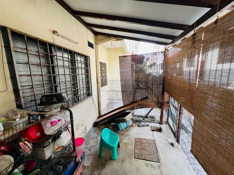 Rumah Teres untuk Dijual di Kota Kemuning (Shah Alam) - Salawati Busro - Exterior - PropertyGuru.com.my
