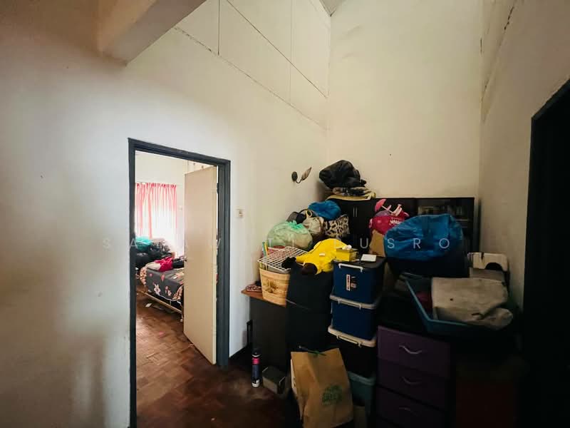 Rumah Teres untuk Dijual di Kota Kemuning (Shah Alam) - Salawati Busro - Bedroom - PropertyGuru.com.my