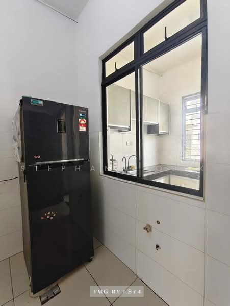 Rumah Teres untuk Disewa di Bandar Puteri Klang (Klang) - Stephanie Quek - Kitchen - PropertyGuru.com.my