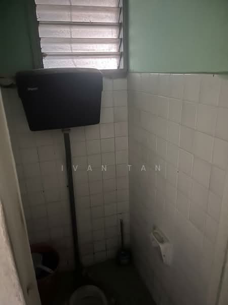 1-storey Terraced House for Sale in Kelana Jaya (Petaling Jaya) - Ivan Tan - Bathroom - PropertyGuru.com.my