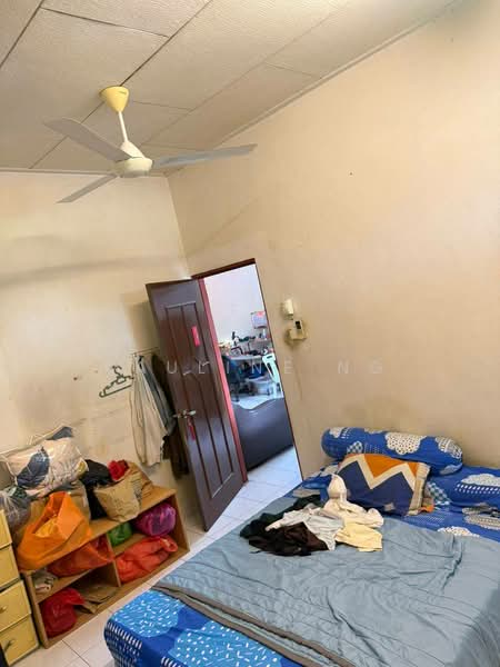Rumah Teres 1-Tingkat untuk Dijual di Taman Daya (Johor Bahru) - Pauline Ng - Bedroom - PropertyGuru.com.my