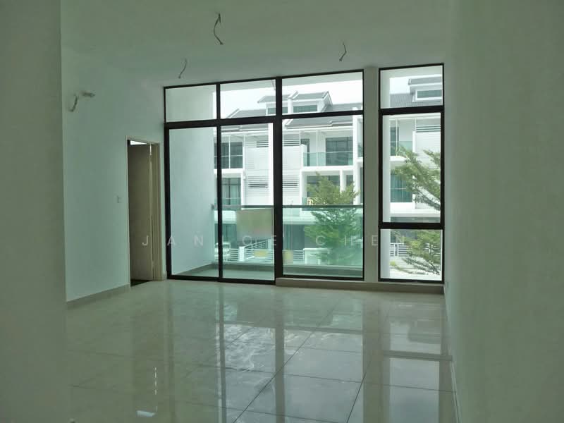 3-storey Terraced House for Sale in Kinrara Residence (Puchong) - Janice Chen - Living Room - PropertyGuru.com.my