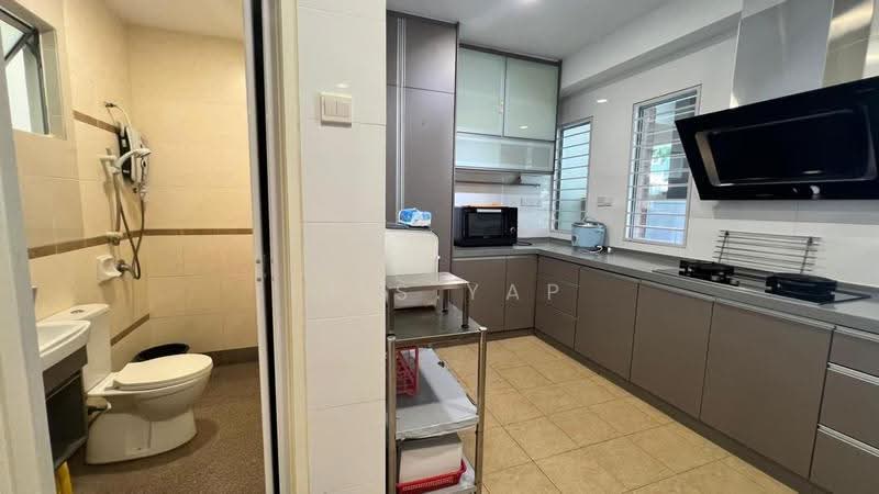 Rumah Teres untuk Dijual di Bandar Bukit Puchong (Puchong) - Iris Yap - Kitchen - PropertyGuru.com.my