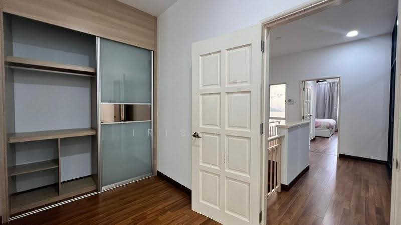Rumah Teres untuk Dijual di Bandar Bukit Puchong (Puchong) - Iris Yap - Corridor - PropertyGuru.com.my