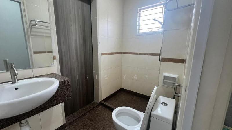 Rumah Teres untuk Dijual di Bandar Bukit Puchong (Puchong) - Iris Yap - Bathroom - PropertyGuru.com.my