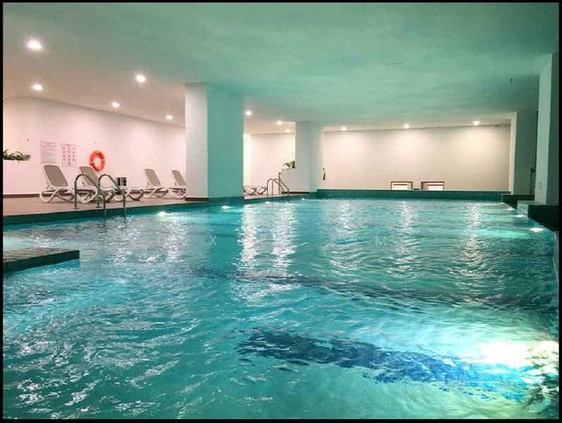 Kediaman Servis untuk Dijual di Sky Habitat - Dexter Lim - Pool - PropertyGuru.com.my