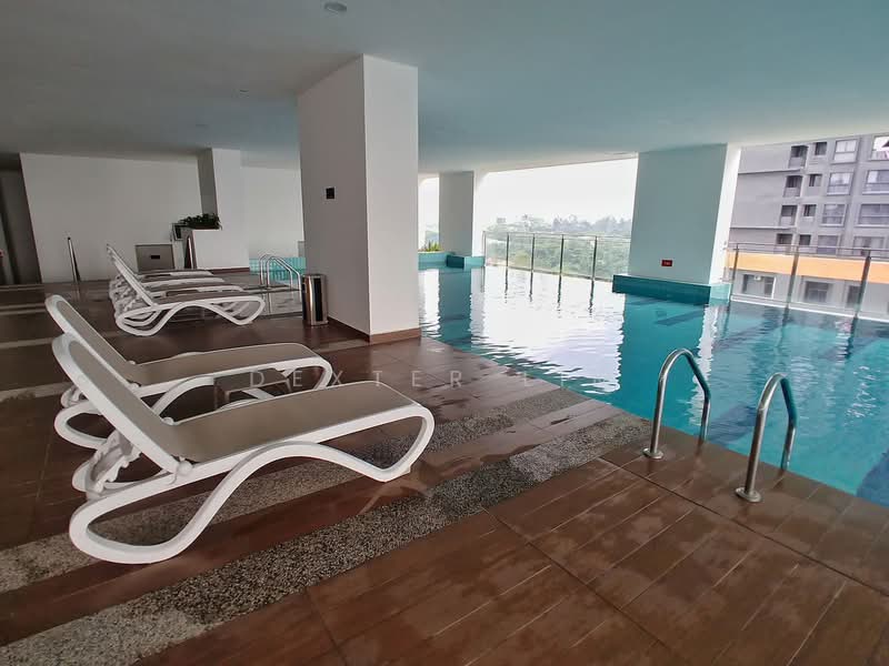 Kediaman Servis untuk Dijual di Sky Habitat - Dexter Lim - Pool - PropertyGuru.com.my