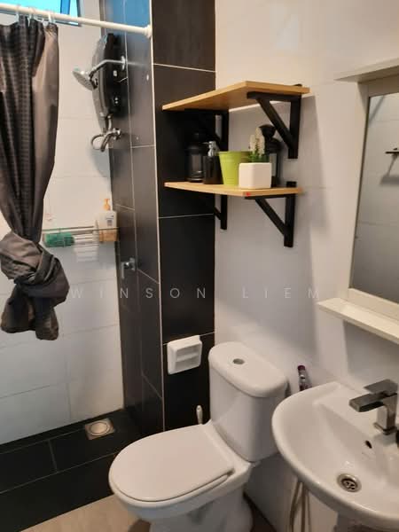 Servis Apartment untuk Dijual di Seasons Garden Residences - Winson Liem - Bathroom - PropertyGuru.com.my