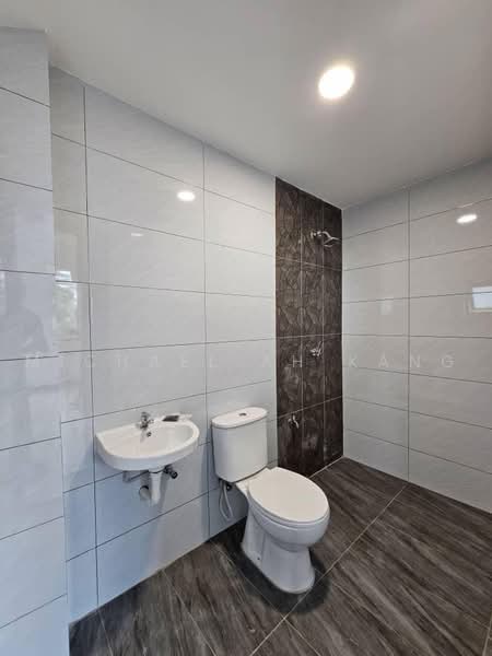 Rumah Teres 2-Tingkat untuk Dijual di Taman Daya (Johor Bahru) - Michael Ah Kang - Bathroom - PropertyGuru.com.my