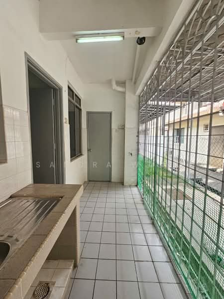 2-storey Terraced House for Sale in Bandar Utama 4 (Bandar Utama) - Sandra Wang - PropertyGuru.com.my