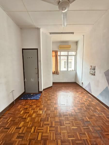 2-storey Terraced House for Sale in Bandar Utama 4 (Bandar Utama) - Sandra Wang - PropertyGuru.com.my