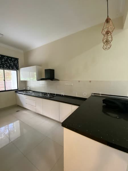 Rumah Teres untuk Disewa di Bangi (Selangor) - Calvin Loke - Kitchen - PropertyGuru.com.my