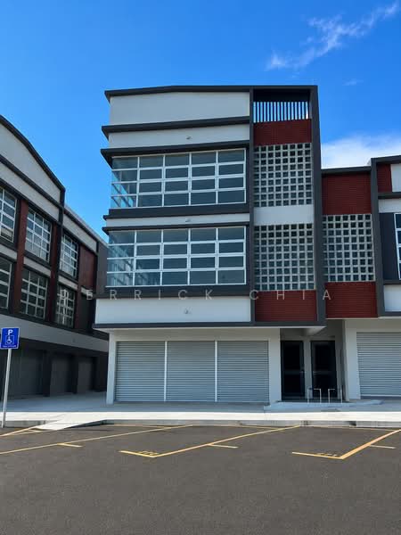 Shop / Office untuk Disewa di Seksyen U16 (Shah Alam) - Derrick Chia - Exterior - PropertyGuru.com.my