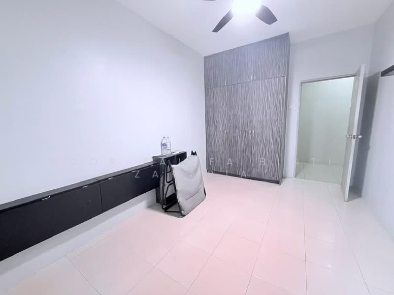 Condominium for Rent at Mutiara Anggerik - Noor Zalifa Binti Zakaria - Bedroom - PropertyGuru.com.my
