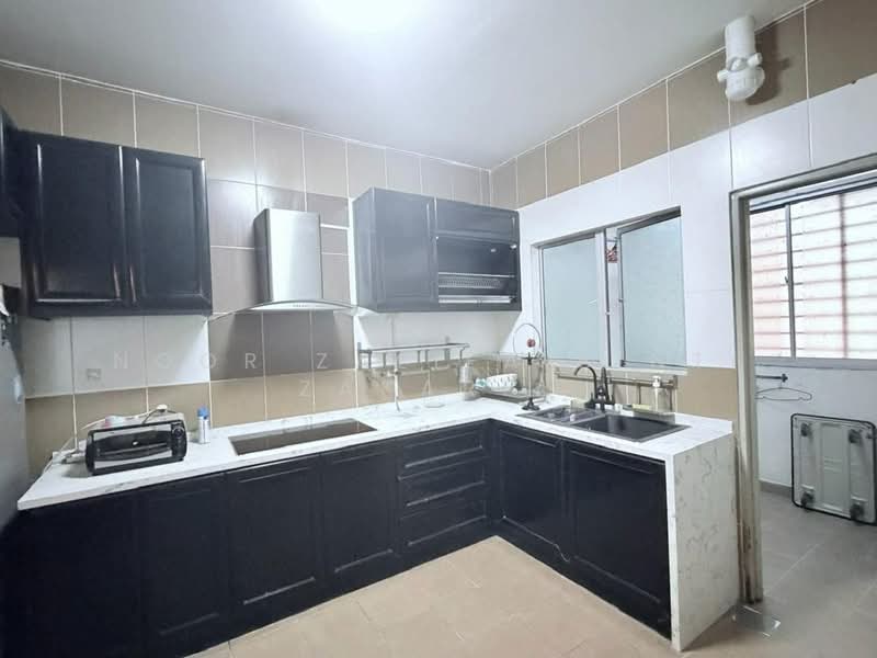 Condominium for Rent at Mutiara Anggerik - Noor Zalifa Binti Zakaria - Kitchen - PropertyGuru.com.my