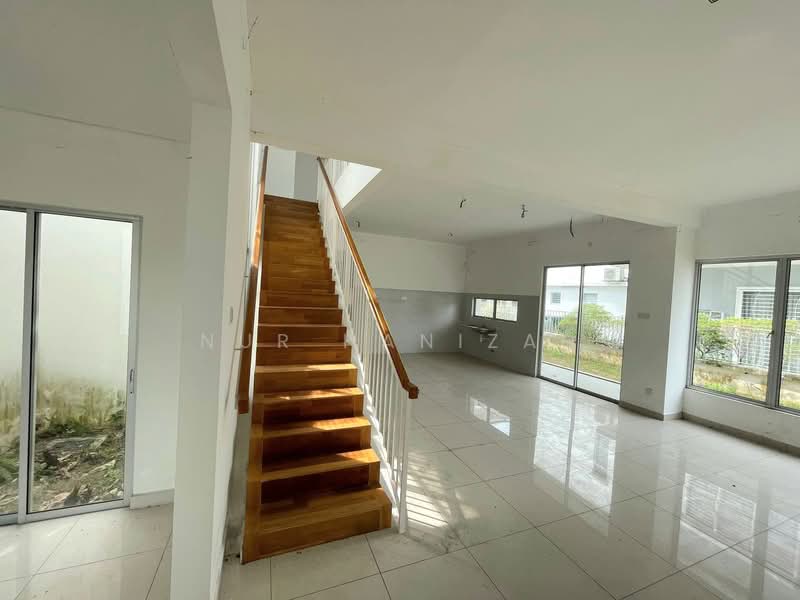 Semi-Detached House for Sale in Bandar Seri Coalfields (Sungai Buloh) - Nur Hanizah - PropertyGuru.com.my