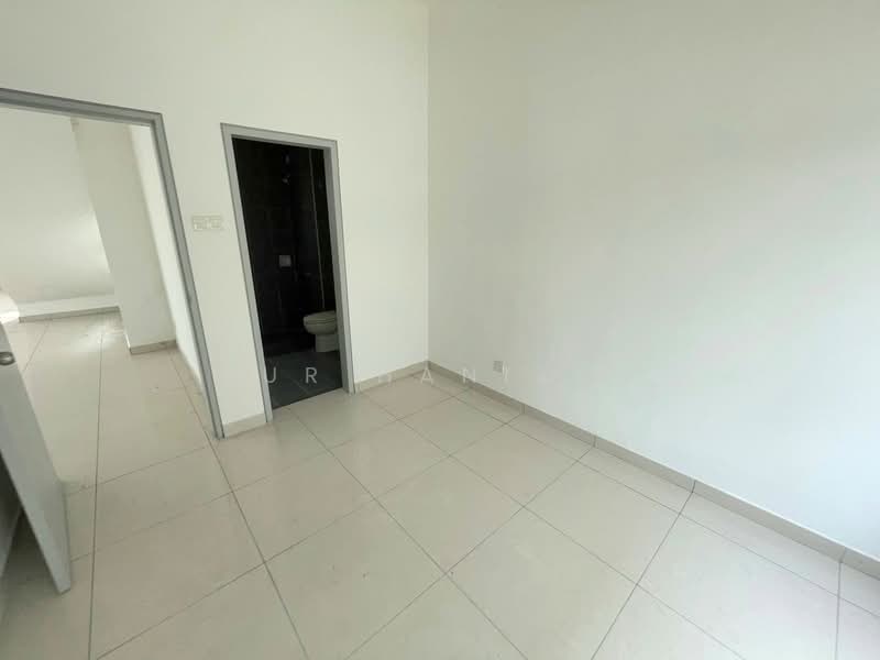 Semi-Detached House for Sale in Bandar Seri Coalfields (Sungai Buloh) - Nur Hanizah - PropertyGuru.com.my