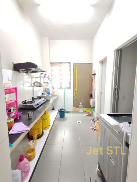 Rumah Teres 2-Tingkat untuk Dijual di Setia Alam (Selangor) - Alwin Lee - Kitchen - PropertyGuru.com.my