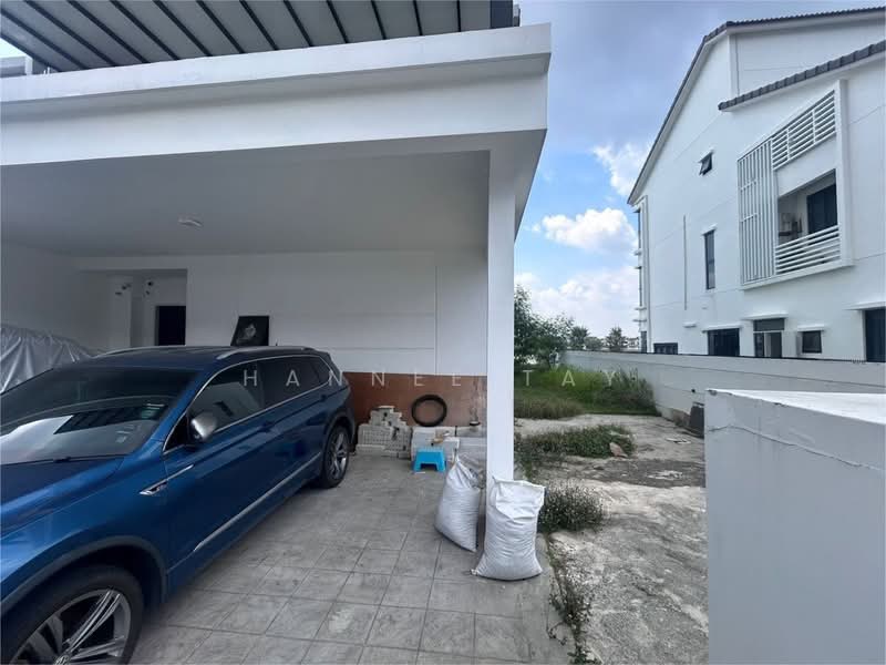 Rumah Berkembar untuk Dijual di Cyberjaya (Selangor) - Hannee Tay - Exterior - PropertyGuru.com.my